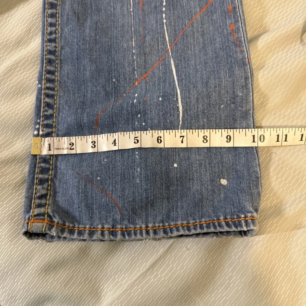 True Religion World Tour sz 42 by 34 Distressed Destroyed Ripped Painted Jeans